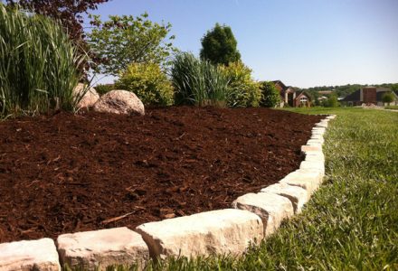 mulch install